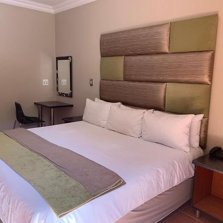 Polokwane Lodge Exteriér fotografie
